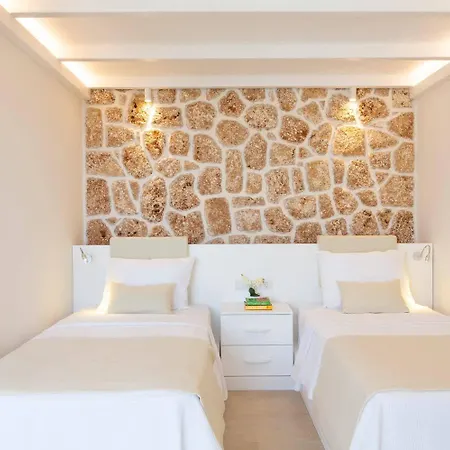 La * Kalkan